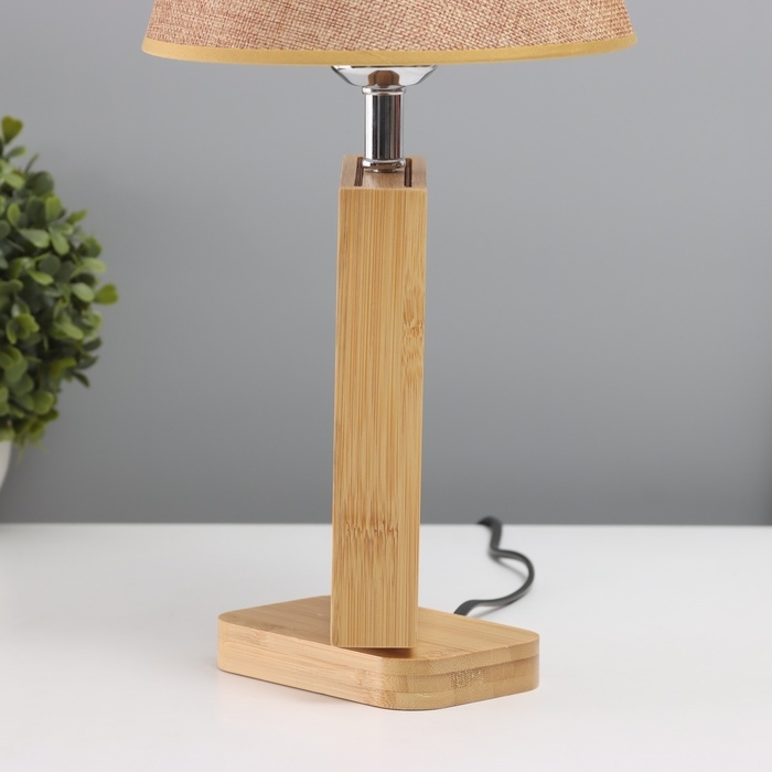 Лампа настольная с фоторамкой 12х17см (пластиковая вставка) 20х20х35см Лампа настольная с фоторамкой 12х17см (пластиковая вставка) 20х20х35см