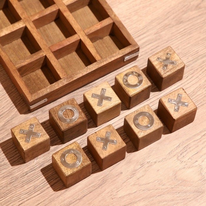 Игра настольная  Игра настольная "Крестики-нолики" 17х17 см, манговое дерево, сталь