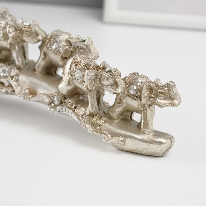 Сувенир полистоун стразы Сувенир полистоун стразы "Семь слонов на бивне" 6,5х22х4,5 см