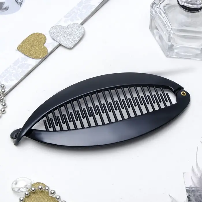 Банан для волос «Классика», овал, 6.2×13.5 см, чёрный Банан для волос «Классика», овал, 6.2×13.5 см, чёрный