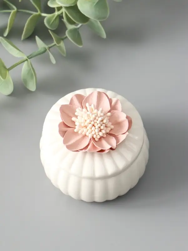 Шкатулка керамика "Розовый цветок" белая 7х7х6,5 см