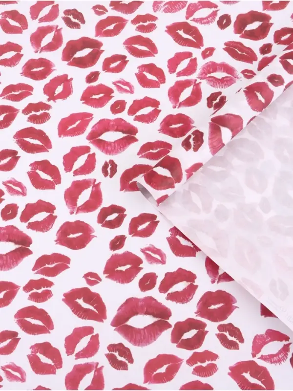 Бумага упаковочная крафт &laquo;Поцелуи&raquo;, 2 листа 50&times;70 см