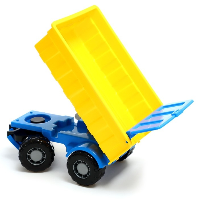 Трактор с прицепом №1 и ковшом «Силач», МИКС Трактор с прицепом №1 и ковшом «Силач», МИКС