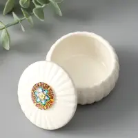 Шкатулка для украшений &laquo;Цветок-калейдоскоп&raquo;, с крышкой, белая, керамика, 7&times;7&times;5.3 см