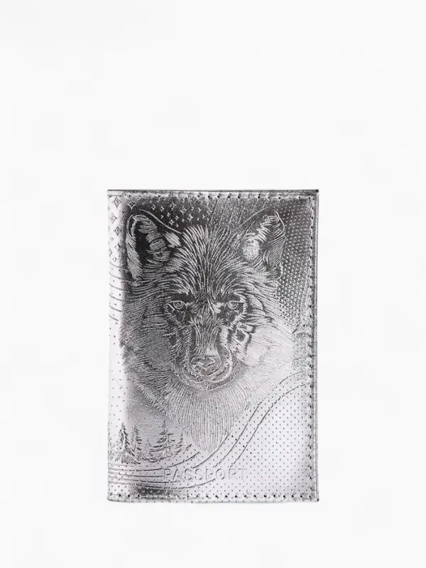 Обложка для паспорта &laquo;Волк&raquo;, натуральная кожа, сплошное тиснение, цвет серебряный