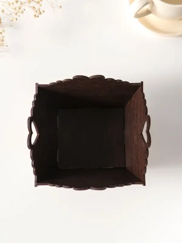 Конфетница квадратная или подставка под пасхальный кулич №3.  10х13х13,5 см