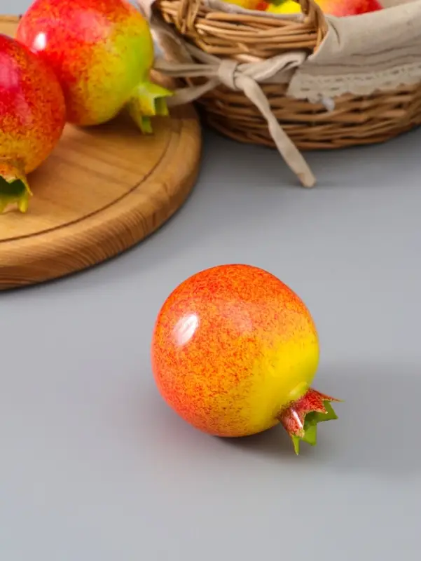 Муляж "Гранат" 10 см, жёлто-красный