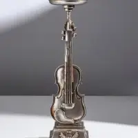 Подсвечник на 1 свечу &laquo;Скрипка&raquo;, полистоун, серебро, 10&times;10&times;36 см