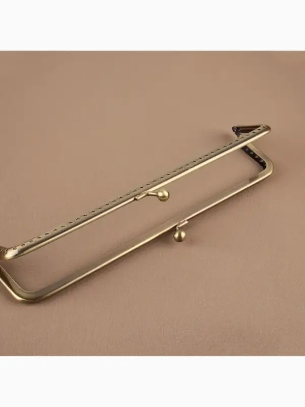 Фермуар пришивной &laquo;Прямоугольник&raquo;, 20&times;6 см, цвет бронзовый