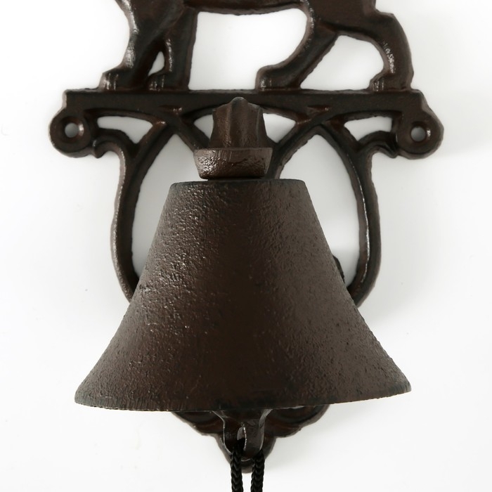 Колокол сувенирный чугун  Колокол сувенирный чугун "Кот, гуляющий по крыше" 23,5х13,5х13 см