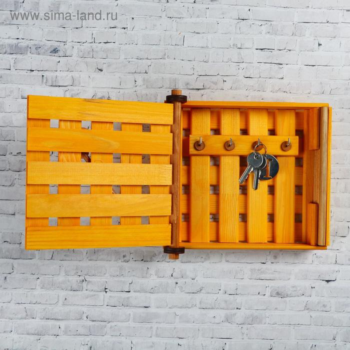 Ключница деревянная "Золотой ключик", 23 х 20 х 6 см, 4 крючка