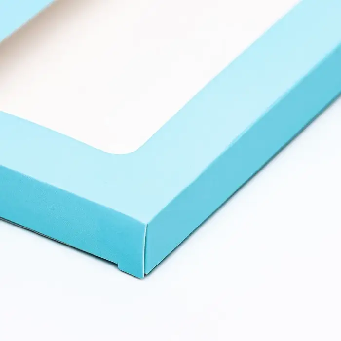 Подарочная коробка под плитку шоколада, с окном голубой, 17×8×1.4 см Подарочная коробка под плитку шоколада, с окном голубой, 17×8×1.4 см