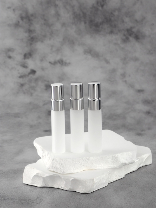 Флакон для парфюма, с распылителем, стеклянный, 5 мл, фасовка - 3 шт, цвет серый Флакон для парфюма, с распылителем, стеклянный, 5 мл, фасовка - 3 шт, цвет серый