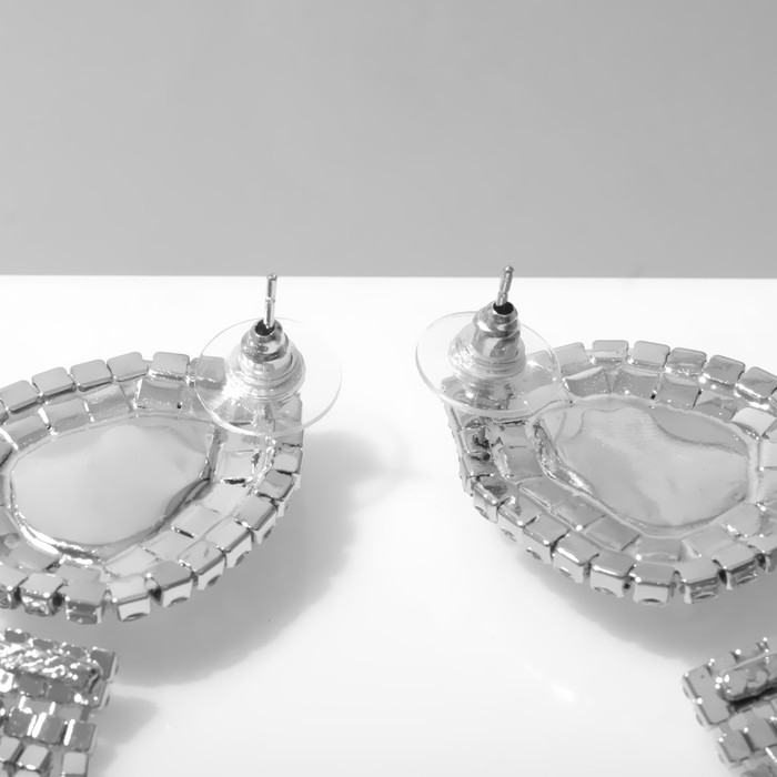 Серьги висячие со стразами «Водопад» капля крупная, цвет белый в серебре, 15,5 см Серьги висячие со стразами «Водопад» капля крупная, цвет белый в серебре, 15,5 см