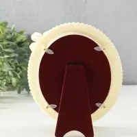 Фоторамка пластик 13х18 см "Белый жемчуг с цветком" овальная Фоторамка пластик 13х18 см "Белый жемчуг с цветком" овальная