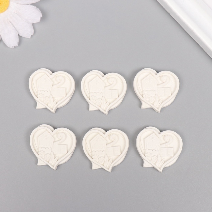 Декор для творчества полистоун Декор для творчества полистоун "Сердце с книгой" белый набор 6 шт 2,8х3 см