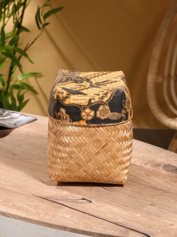 Корзинка плетеная  Корзинка плетеная "Масарта" 16х16х18 см