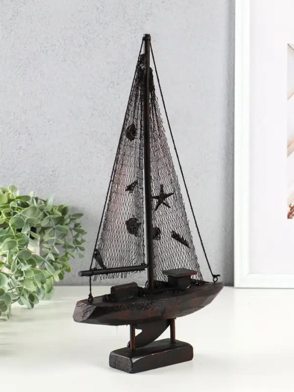 Сувенирная модель корабля &laquo;Парусник рыбацкий&raquo; на подставке, красно-коричневый, 21.5&times;6.5&times;37.5 см