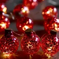 Гирлянда &laquo;Нить&raquo; 1.6 м с насадками &laquo;Шарики с розовым конфетти&raquo;, IP20, серебристая нить, 15 LED, от батареек АА&times;2, свечение тёплое белое