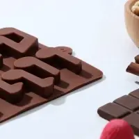 Форма для шоколада Доляна &laquo;Ноты&raquo;, силикон, 19.5&times;12&times;1 см, 15 ячеек (4.2&times;2.2 см), коричневый