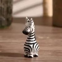 Сувенир дерево "Зебра Мироша" 7х2,5х3 см Сувенир дерево "Зебра Мироша" 7х2,5х3 см