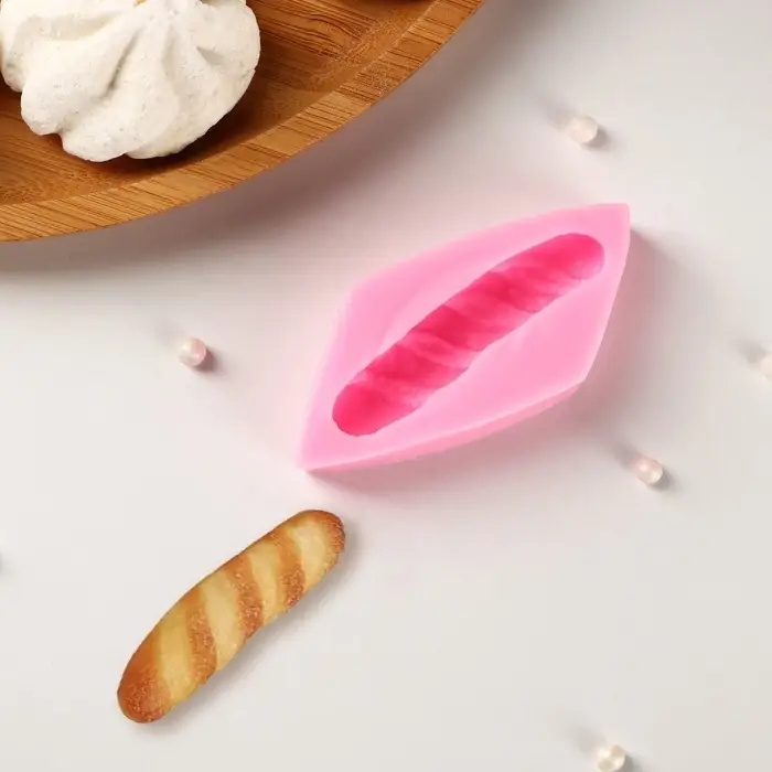 Молд для заливки &laquo;Багет&raquo;, силикон, 7.5&times;3.5&times;1.5 см, розовый