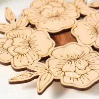 Подставка под горячее &laquo;Цветы&raquo;, вид 2, 11см, можжевельник, фанера