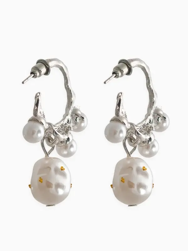 Серьги-кольца с жемчугом "Бусинки в крапинку", цвет белый в серебре