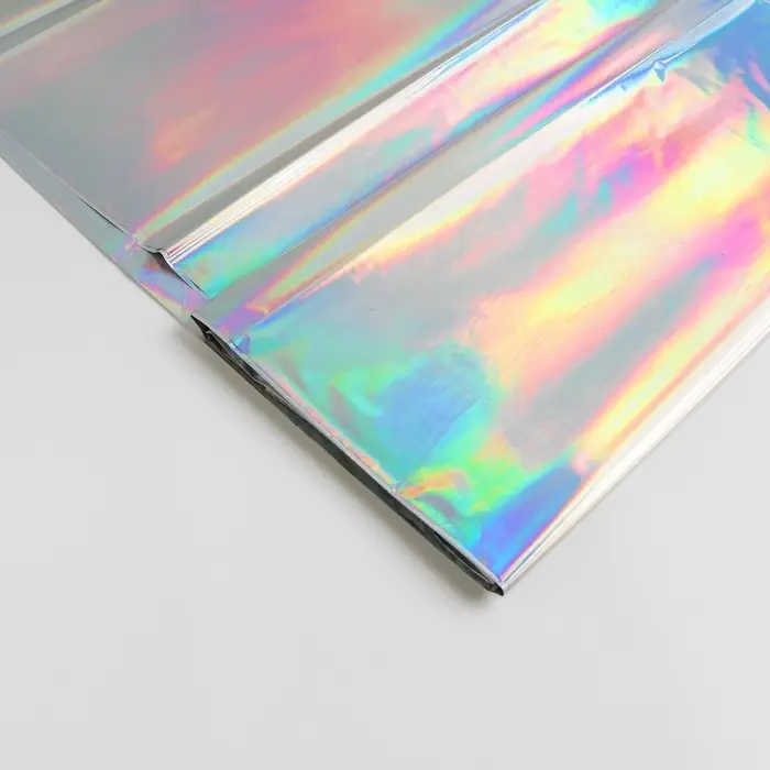 Скатерть одноразовая &laquo;Голография&raquo;, 137&times;274 см