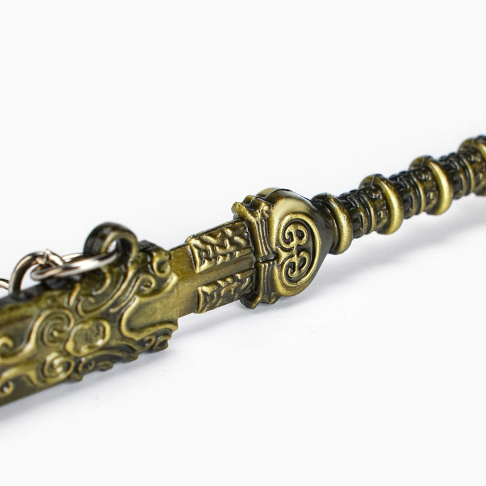 Сувенирное оружие подвесное мини Сувенирное оружие подвесное мини "Меч в стиле аниме", брелок, 20 см, золотой с фиолетовым