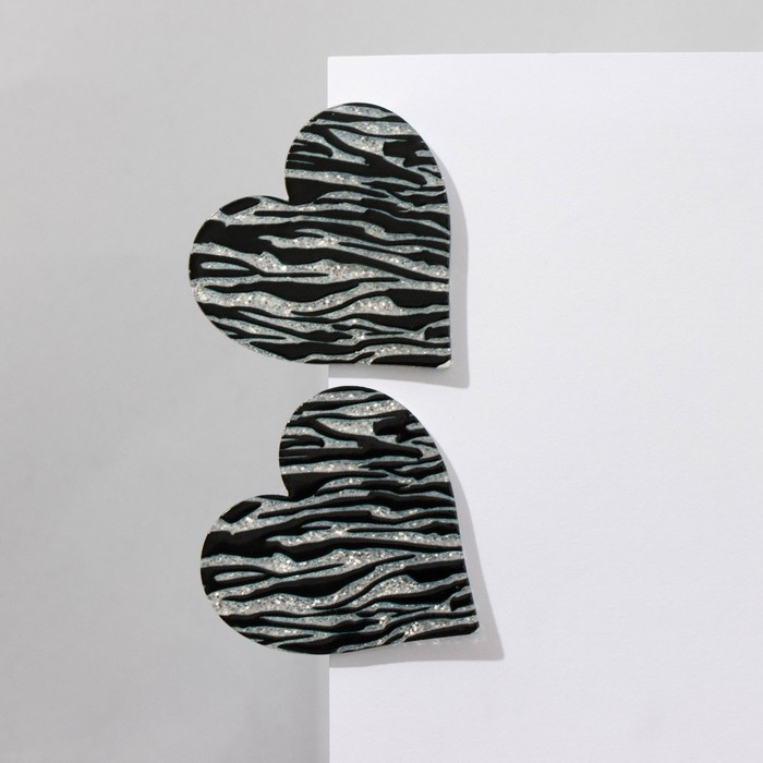 Серьги акрил «Сердце» зебра, цвет чёрно-белый Серьги акрил «Сердце» зебра, цвет чёрно-белый