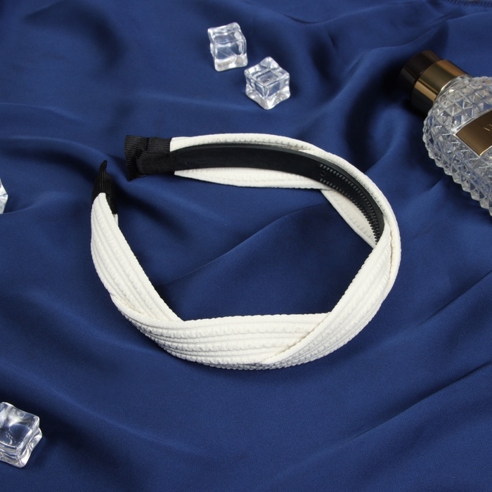 Ободок для волос Ободок для волос "Жаннет" коса плетение, 3 см, бежевый