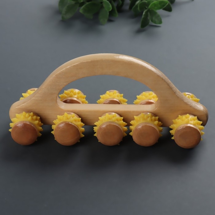 Массажёр с шипами «Гусеница», 18 × 6 × 7 см, универсальный, с ручкой, 10 колёс, цвет МИКС Массажёр с шипами «Гусеница», 18 × 6 × 7 см, универсальный, с ручкой, 10 колёс, цвет МИКС