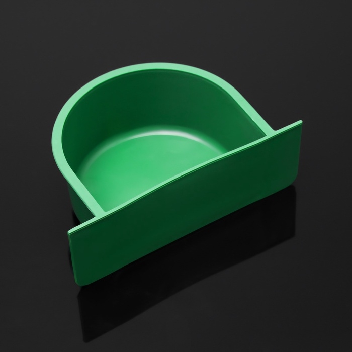 Кормушка для птиц 10,6 х 8,3 х 3,6 см, зeлёная Кормушка для птиц 10,6 х 8,3 х 3,6 см, зeлёная