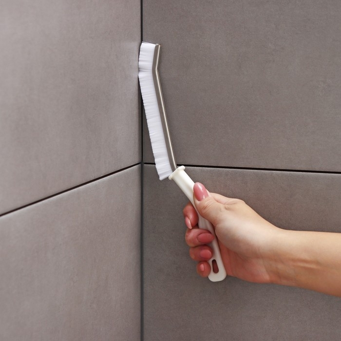 Щётка для очистки узких мест Доляна, 23×2 см, цвет белый Щётка для очистки узких мест Доляна, 23×2 см, цвет белый