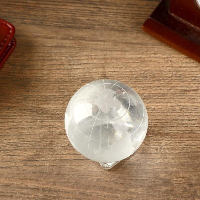 Сувенир стекло  Сувенир стекло "Глобус на подставке" 6,2х5х5 см