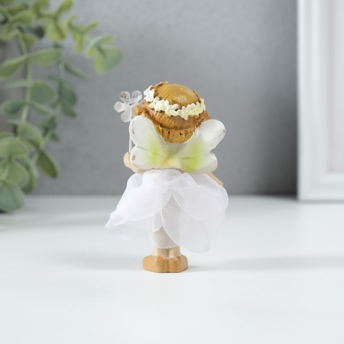 Сувенир полистоун  Сувенир полистоун "Малышка фея в цветочном платьишке с цветком" МИКС 6х6х6 см