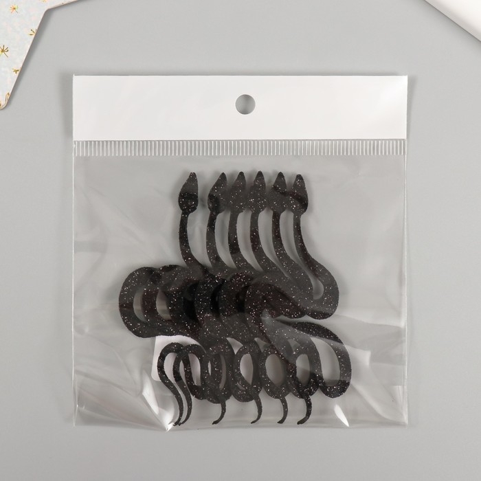 Новогодний декор Новогодний декор "Чёрная змея" фоамиран, 7 см (Новогодний набор 6 шт)