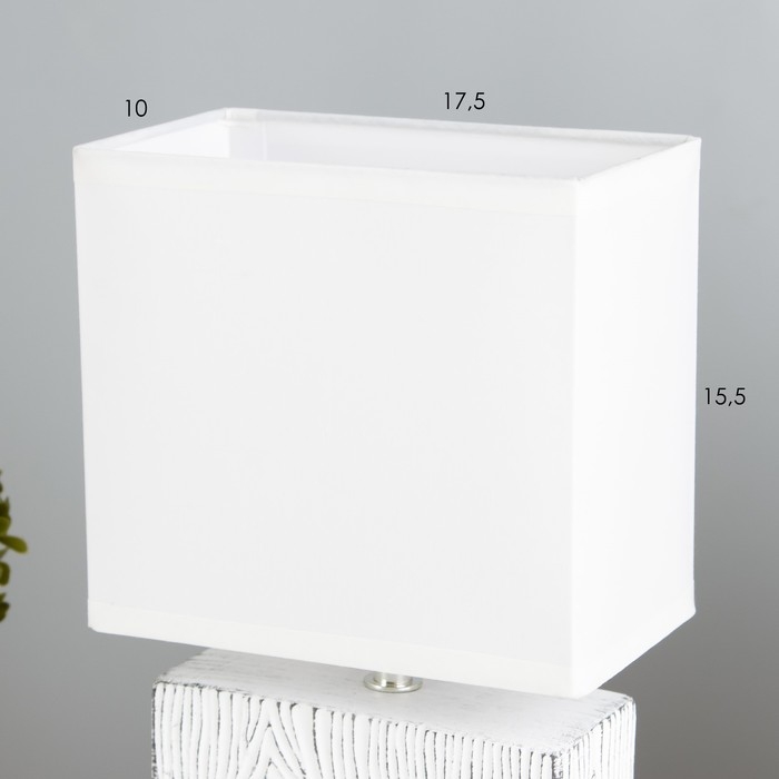 Настольная лампа Настольная лампа "Дивея" Е14 40Вт белый 10х17х29 см RISALUX