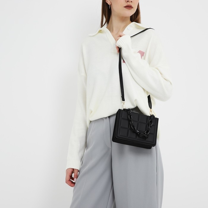 Сумка женская мессенджер из искусственной кожи с цепью, 14×20 см, цвет чёрный Сумка женская мессенджер из искусственной кожи с цепью, 14×20 см, цвет чёрный