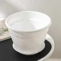 Горшок для цветов с поддоном «Антик», 3,6 л, d=22 см, цвет белый Горшок для цветов с поддоном «Антик», 3,6 л, d=22 см, цвет белый