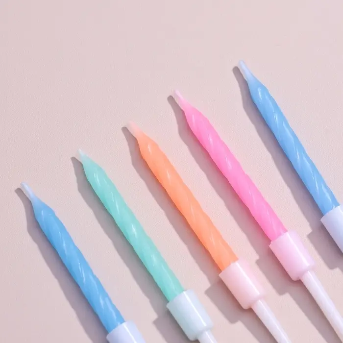 Свечи для торта «Неон», 7 см, 10 шт., разноцветные Свечи для торта «Неон», 7 см, 10 шт., разноцветные