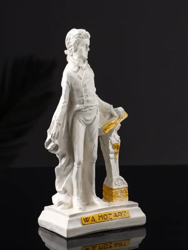 Фигура "Моцарт" 15х7 см , белый с позолотой