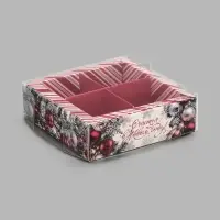 Коробка под 4 конфеты с ячейками &laquo;Новогодние игрушки&raquo;, 10&times;10&times;3 см