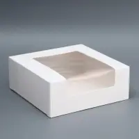 Кондитерская упаковка с окном, белая, 18&times;18&times;7 см