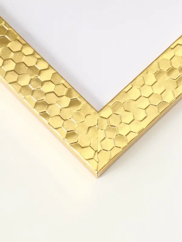 Фоторамка для фото 30&times;40 см &laquo;МИРАМ&raquo;, пластик, золото, (Пластиковый экран)