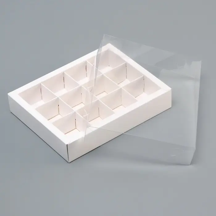 Коробка для 12 конфет, с прозрачной крышкой, 19&times;15&times;3.5 см
