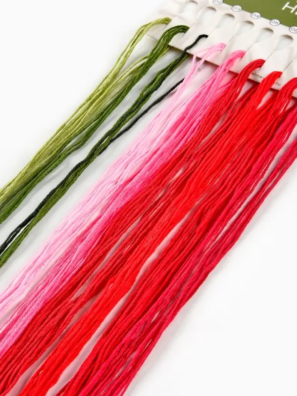 Вышивка гладью 20х20 см "Великолепие пионов"