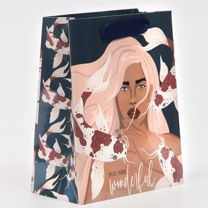 Пакет подарочный ламинированный, упаковка, «Ты замечательная», радужная голография, S 12 х 15 х 5.5 см