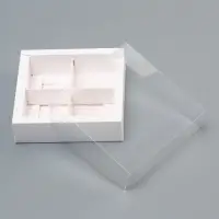 Коробка для 4 конфет, 12.5×12.5×3.5 см